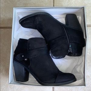 FINAL PRICE DSW Black Booties